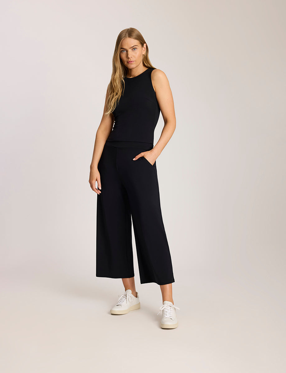 Butter Luxe Cropped Travel Trouser - Womens Commando