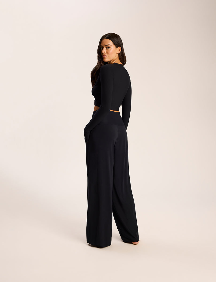 Butter Wrap Top with Thumb Holes - Womens Commando