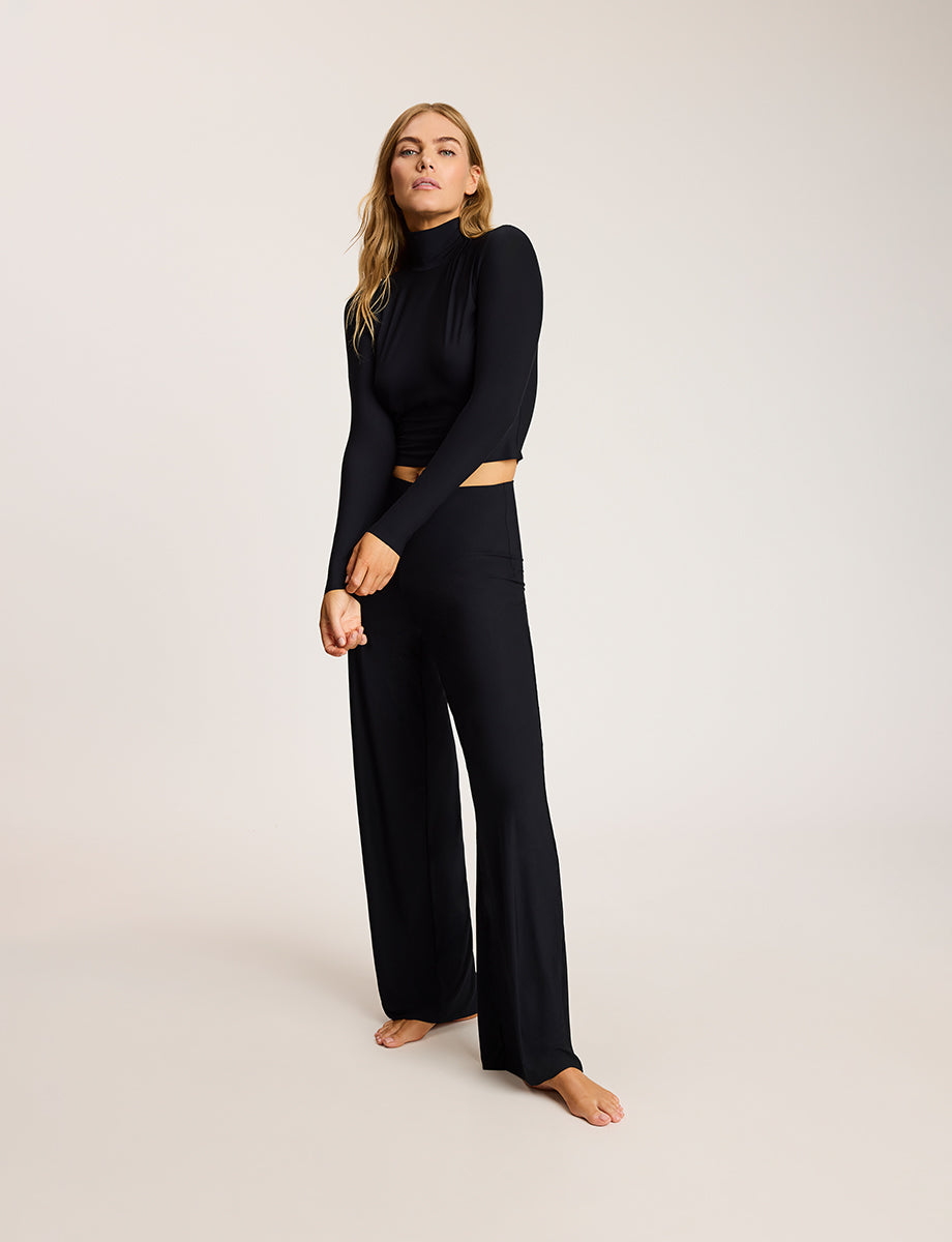 Butter Long Sleeve Cropped Turtleneck - Womens Commando