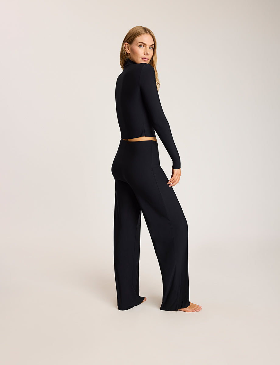 Butter Long Sleeve Cropped Turtleneck - Womens Commando